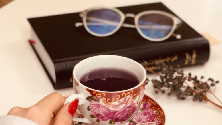 ۴. کافه شال‌پلاته